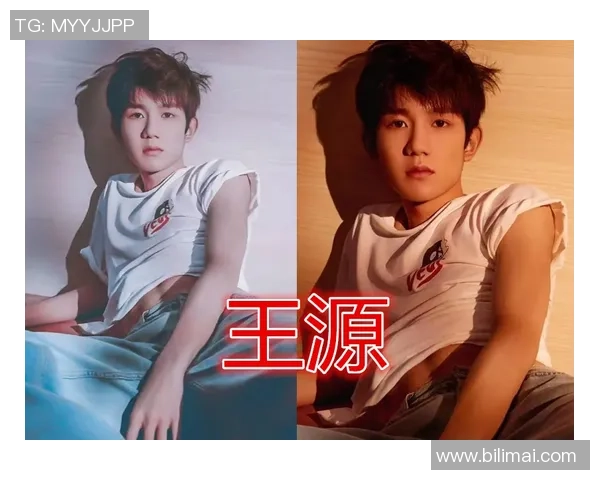 足球明星展现完美腹肌照头像引领健身潮流与时尚风尚 足球明星展现完美腹肌照头像引领健身潮流与时尚风尚